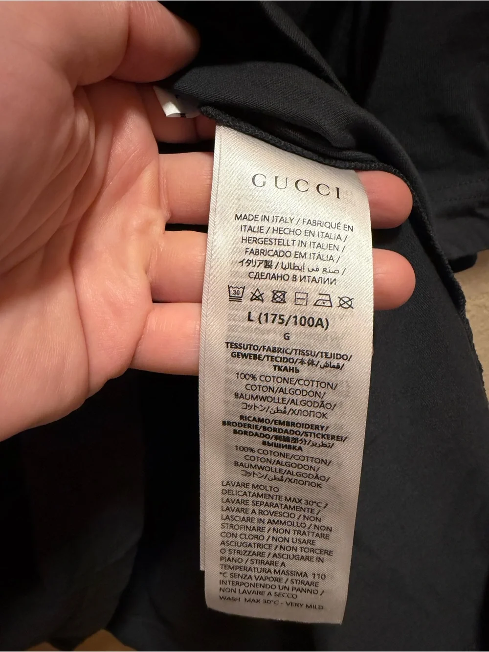 New Authentic Gucci Logo Black T Shirt Size L Oversized